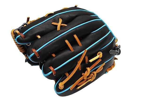 ZETT Pro Model Elite 12.5 inch Outfielder Glove - Black/Skyblue